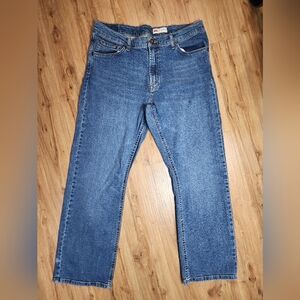 Wrangler Men’s Jeans 36x30 Relaxed Fit Bootcut Light Wash Minor Flaws